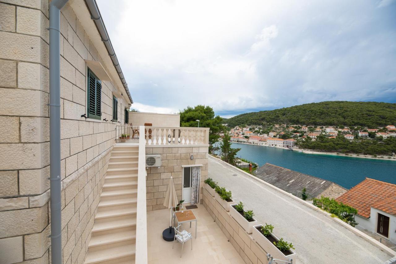 Apartman Ružica Pucisca Exterior foto